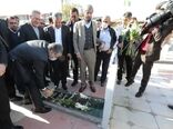 تجدید میثاق وزیر جهاد کشاورزی با شهدای شهرستان جیرفت 