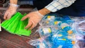 توزیع بسته‌های بهداشتی در بین عشایر 