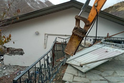 تخریب سه بنای غیرمجاز در شمیرانات 