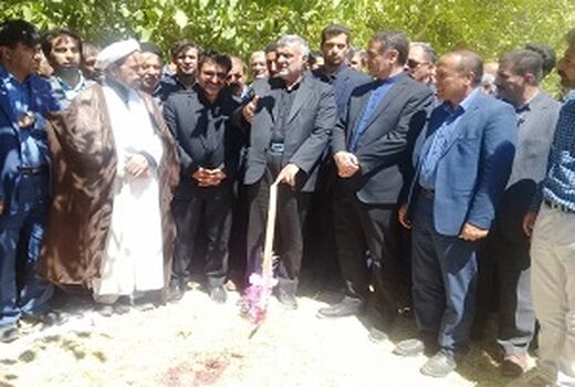 آغاز عملیات اجرایی احداث استخر و اجرای سیستم آبیاری کم فشار در شهرستان فارسان
