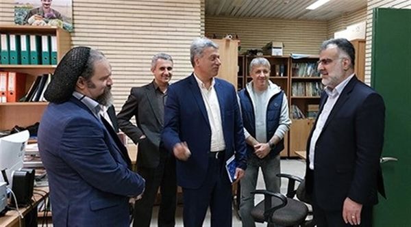 رئیس موسسه آموزش و ترویج کشاورزی از امکانات و توانمندی‌های مرکز هراز بازدید کرد