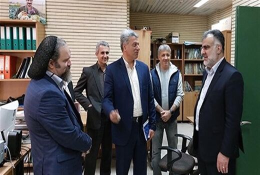 رئیس موسسه آموزش و ترویج کشاورزی از امکانات و توانمندی‌های مرکز هراز بازدید کرد