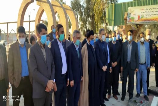 حضور وزیر جهاد کشاورزی در گلزار شهدای جیرفت