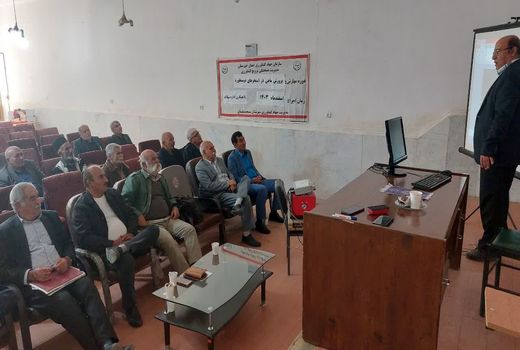 آشنایی با پرورش ماهی در استخرهای دومنظوره مسجدسلیمان