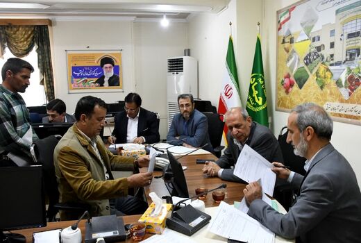 رسیدگی به مشکلات 12 نفر ازمراجعان کشاورزی در دیدارمردمی رئیس سازمان جهادکشاورزی آذربایجان شرقی