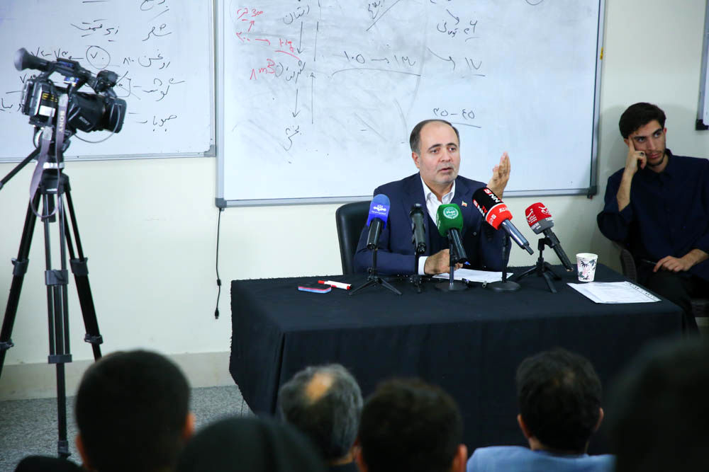  دیدار وزیر جهاد کشاورزی با دانشجویان دانشگاه شهید بهشتی 