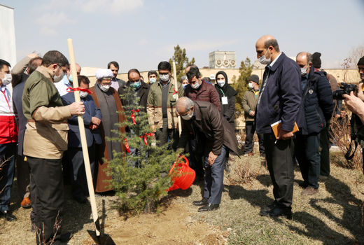 آئین نکوداشت هفته منابع طبیعی و روز درختکاری در دانشگاه تبریز برگزار شد