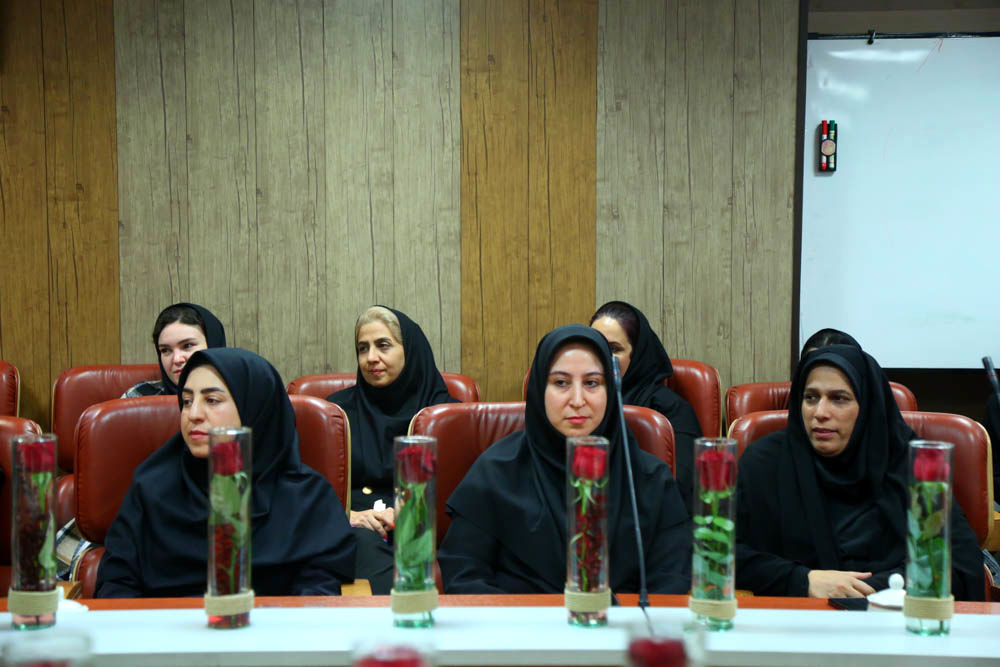 مراسم گرامیداشت روز زن در موسسه جهاد استقلال  