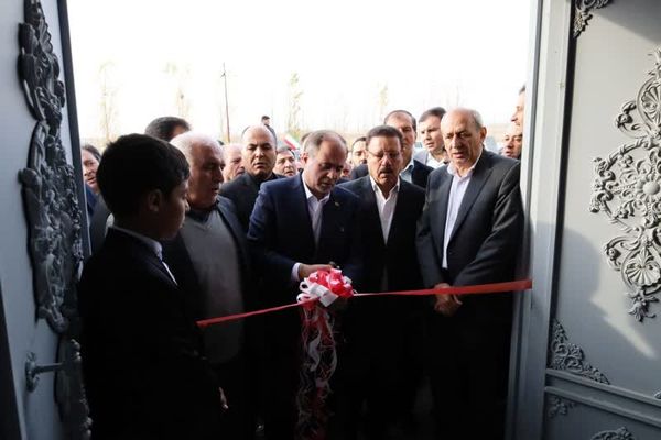 افتتاح فاز اول یک واحد مرغداری گوشتی ۴۰ هزار قطعه‌ای در اهر با حضور وزیر جهاد کشاورزی