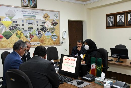 ملاقات مردمی فرصتی مناسب برای بیان مشکلات کشاورزان و پاسخگویی مسئولان ذیربط است