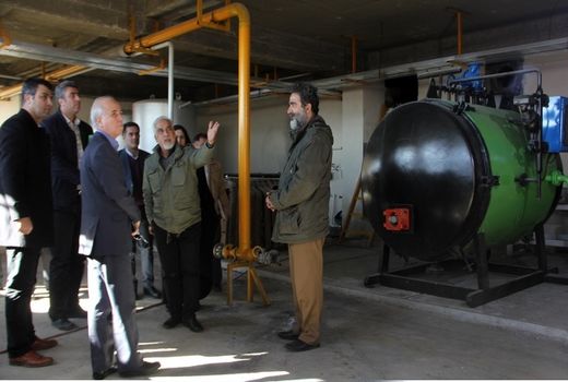 بازدید اعضای کارگروه رفع موانع تولید دماوند از کشتارگاه مرغ نمونه پارس