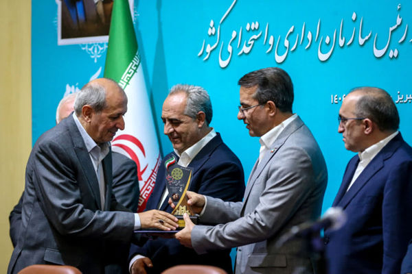 تجلیل از تلاشهای همدلانه کشاورزان و کارکنان سازمان در کسب افتخار ملی