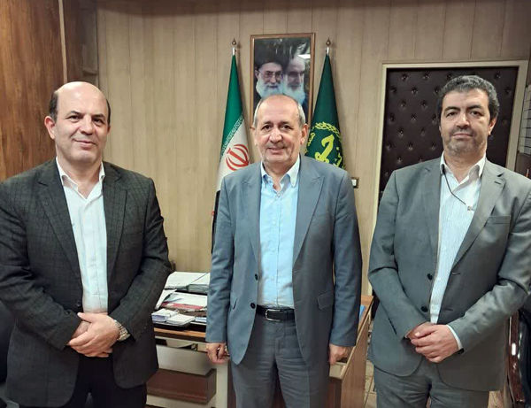 نشست سرپرست سازمان جهادکشاورزی آذربایجان شرقی و مسئولین بیمارستان و مجتمع باباباغی تبریز