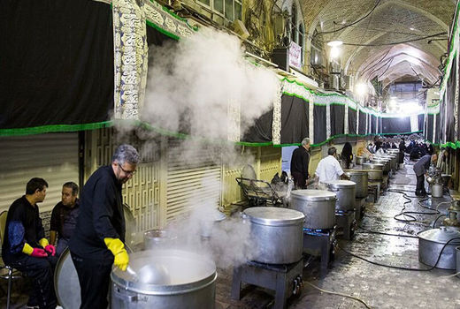 توزیع کالاهای اساسی بین هیات‌های مذهبی تا پایان ماه صفر ادامه دارد
