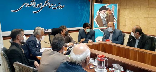 پرتقال کیلویی ۹ هزار تومان، سیب قرمز ۱۱ هزار تومان و سیب زرد ۱۲ هزار تومان