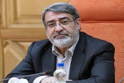 تقاضای استیضاح وزیر کشور تحویل هیات رییسه مجلس شد