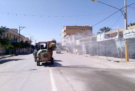 مشارکت جهاد گران زرین دشتی در ضد عفونی معابر 