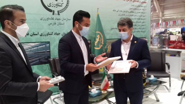 غرفه جهاد کشاورزی فارس در نمایشگاه برتر شد