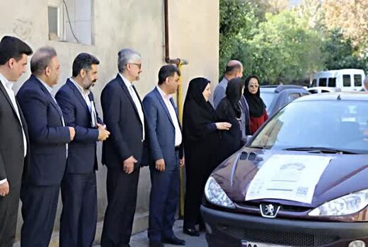 ضبط ۳۰۰ لیتر سم غیرمجاز در مانور نظارت بر داروخانه‌های گیاه‌پزشکی فارس
