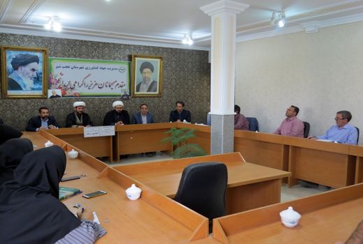 برنامه ریزی برای آموزش و یادگیری کارکنان در ضرورت های اول قرار گیرد