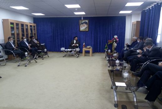 وفاق، همدلی ، ایمان به خدا و خلوص سرلوحه خدمت به مردم قرار گیرد