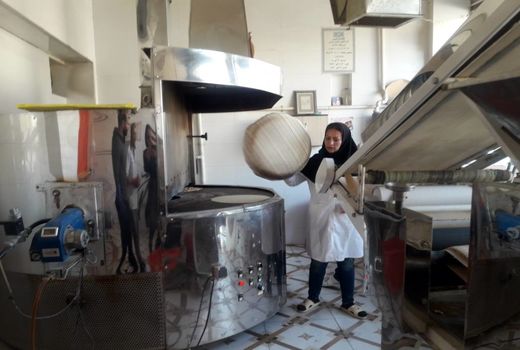 سیستم نوبت دهی الکترونیک در نانوایی در مرودشت راه اندازی شد