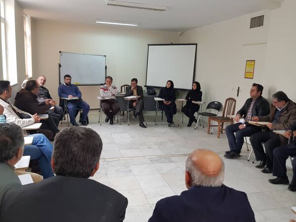 مشکلات زنبورداران شهرستان شمیرانات بررسی شد