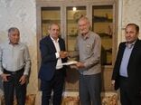 رئیس جهاد کشاورزی آذربایجان شرقی با جانباز سرافراز مراغه دیدار کرد