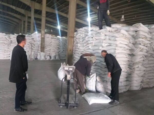 ذخیره سازی ۷۸۷۲ تن انواع کودهای شیمیایی یارانه دار برای کشت بهاره در آذربایجان غربی