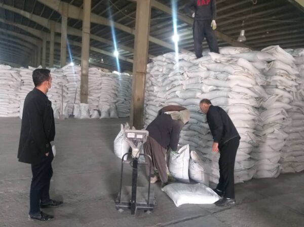 ذخیره سازی ۷۸۷۲ تن انواع کودهای شیمیایی یارانه دار برای کشت بهاره در آذربایجان غربی