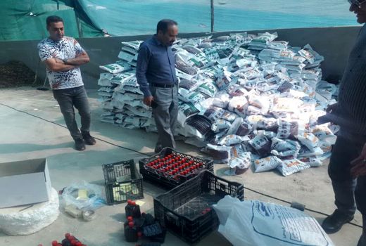 کشف بیش از یک تن سم و کود غیر مجاز در شیراز