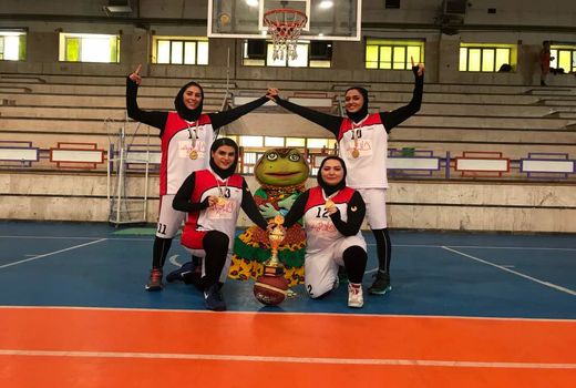 قهرمانی تیم بسکتبال دختران «خاله قورباغه» 