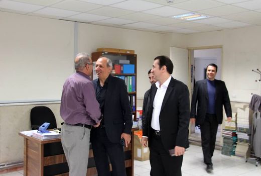 پشتیبانی از بخش سلامت دام در سایه پای کار بودن کارکنان دامپزشکی است