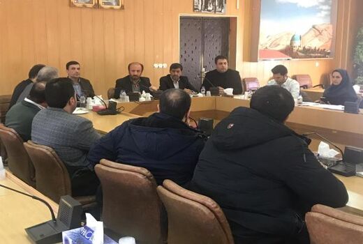 پرنده فروشی‌های حاشیه جاده‌ها در شهرستان دماوند ساماندهی می شود