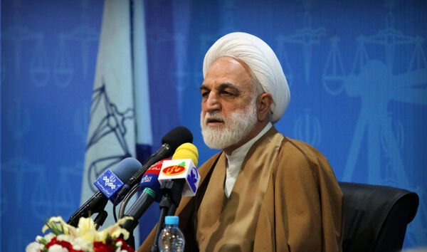  هیچ خط قرمزی برای رسیدگی به تخلفات وجود ندارد